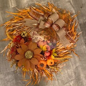 WELCOME FALL WREATH